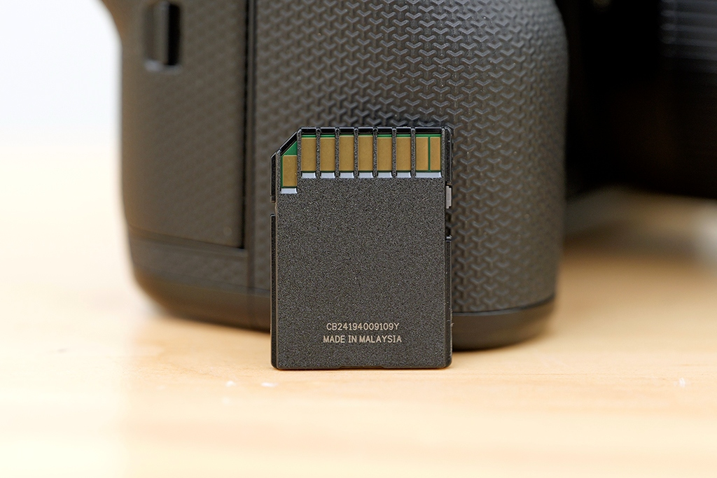 Sản phẩm phù hợp để chụp ảnh độ phân giải cao và quay video 4K trong thời gian dài mà không lo đầy bộ nhớ. (Ảnh: Thanh niên việt)