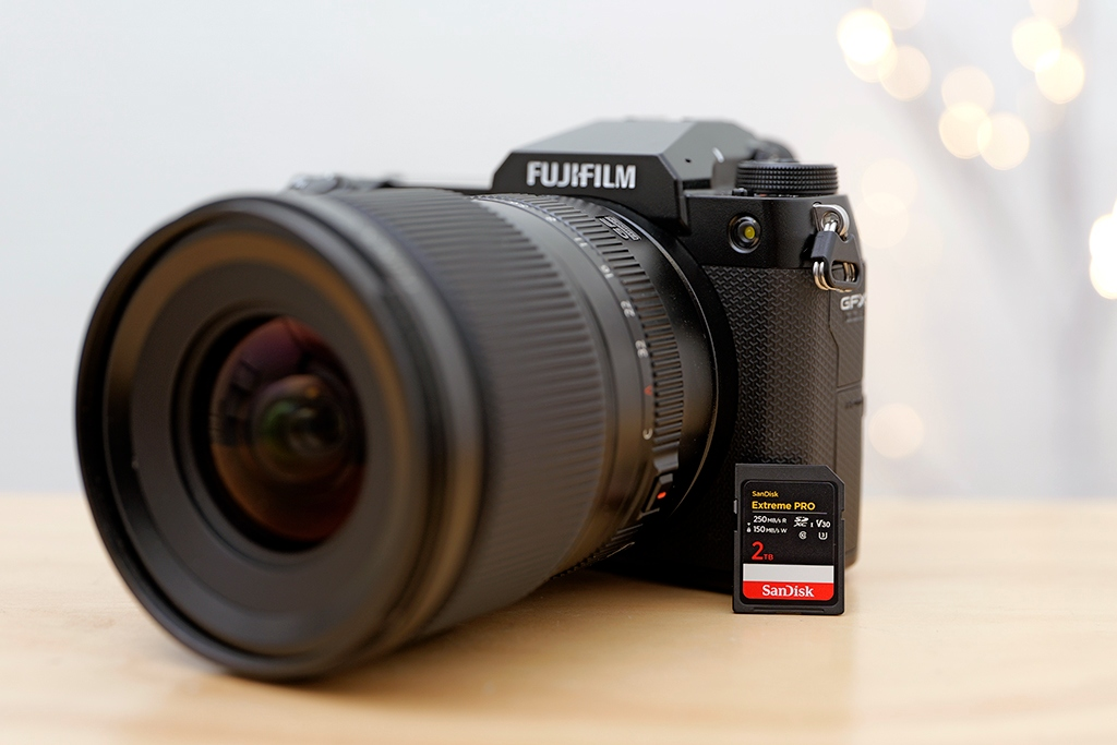 Thẻ có thiết kế bền bỉ, chịu được nước, sốc, nhiệt độ khắc nghiệt và hỗ trợ phần mềm khôi phục dữ liệu. (Ảnh: Thanh niên việt)