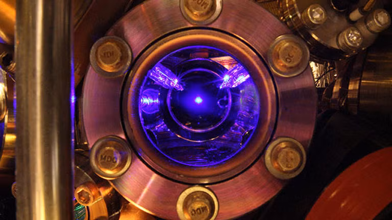 Mặc dù Mỹ đang sở hữu các đồng hồ nguyên tử chính xác nhất thế giới, Trung Quốc đang nhanh chóng thu hẹp khoảng cách. NIM-TF3 là biểu tượng cho sự vươn lên về công nghệ, với tham vọng vượt Mỹ trong những năm tới. (Ảnh: MSN)