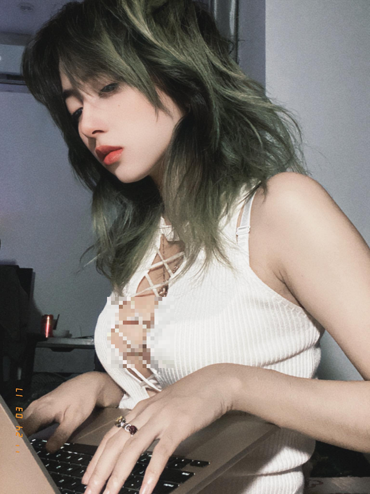 Được biết, cô nàng mang hai dòng máu Việt Nam và Ấn Độ với ánh mắt hút hồn. (Ảnh: Gamek)