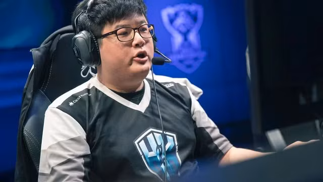 1. Ryu: Trước khi gặp Faker, game thủ Ryu là số 1 tại Hàn Quốc và là niềm hy vọng của KT Rolster Bullets tại CKTG 2013. (Ảnh: Reddit)