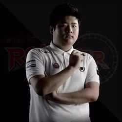 Tuy nhiên, pha outplay kinh điển của Faker với Zed đã đánh dấu sự sa sút không phanh của Ryu, khiến sự nghiệp anh trượt dốc và không thể phục hồi.(Ảnh: Leaguepedia)