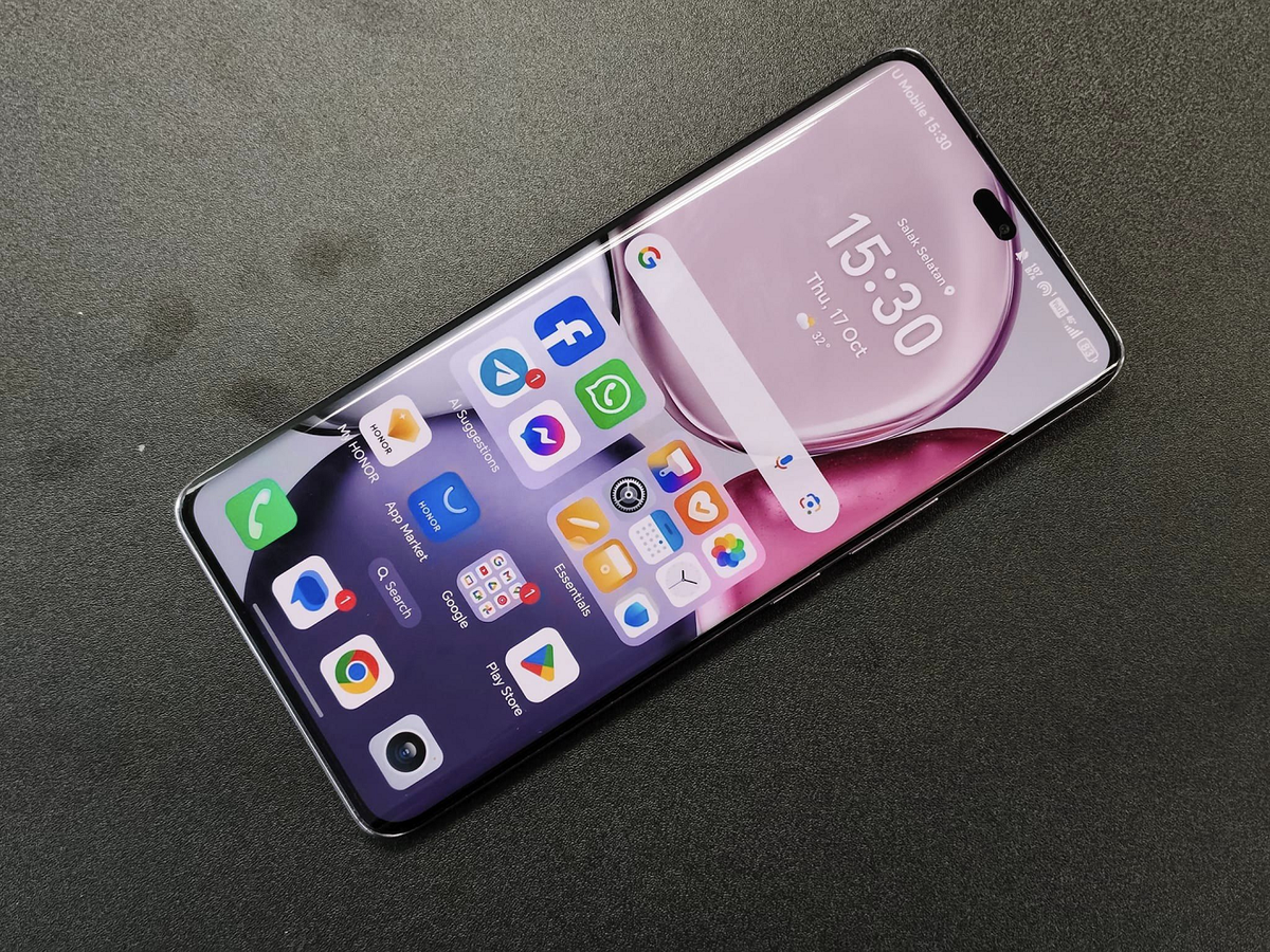 Sản phẩm không chỉ đáp ứng nhu cầu công nghệ của người dùng mà còn mang lại sự khác biệt nhờ tính năng hiện đại và phong cách thời thượng.(Ảnh: Lowyat.NET).