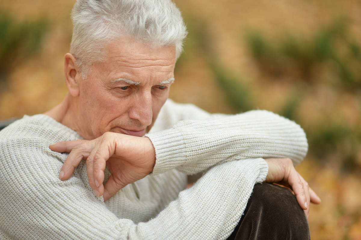 Những thách thức lớn của ngành bao gồm rào cản pháp lý, thời gian phê duyệt thuốc lâu dài (12-15 năm) và chi phí nghiên cứu khổng lồ (khoảng 1 tỷ USD). (Ảnh: Methuselah Foundation)