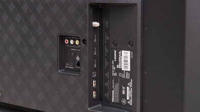 5. Kết nối: Các cổng HDMI 2.1 đáp ứng nhu cầu kết nối thiết bị hiện đại như máy chơi game thế hệ mới. eARC giúp truyền tải âm thanh chất lượng cao cho hệ thống loa ngoài. (Ảnh: CNET)