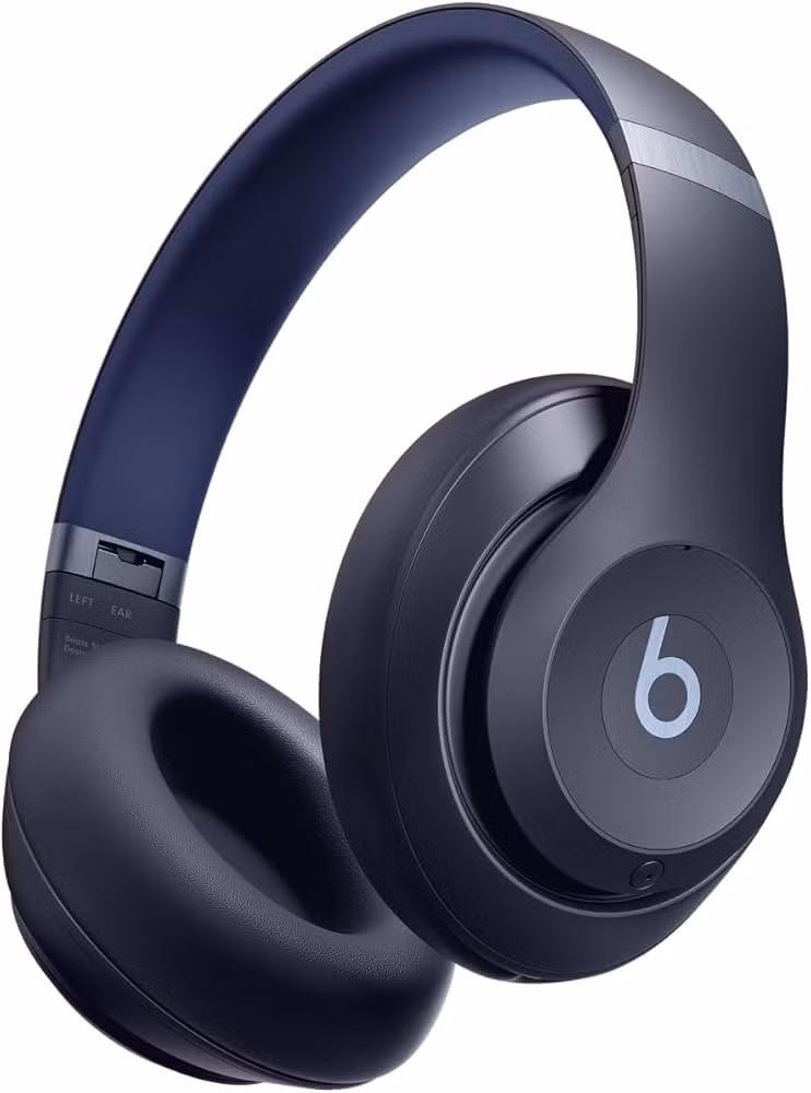 Beats Studio Pro tích hợp tốt với cả hệ sinh thái Apple và Android, hỗ trợ Find My và "Hey Siri". (Ảnh: Amazon)