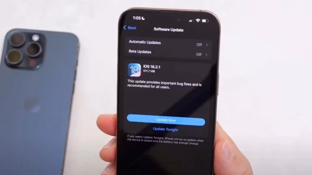 Apple đã nhận diện sự cố và đang thử nghiệm bản cập nhật iOS 18.2.1 để sửa các lỗi này.(Ảnh: VOV)