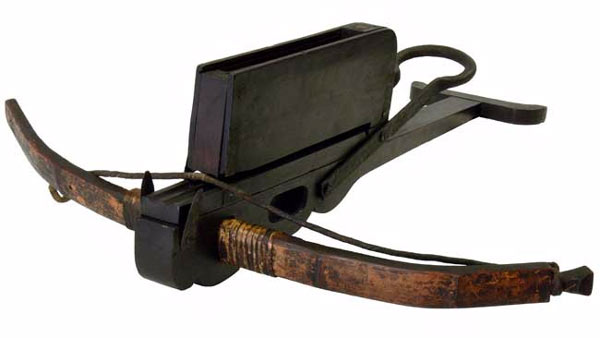 Nỏ liên hoàn là phát minh của Gia Cát Lượng có thể bắn 15 mũi tên trong 10 giây, trở thành vũ khí đáng sợ thời cổ đại. (Ảnh: BRLSI)