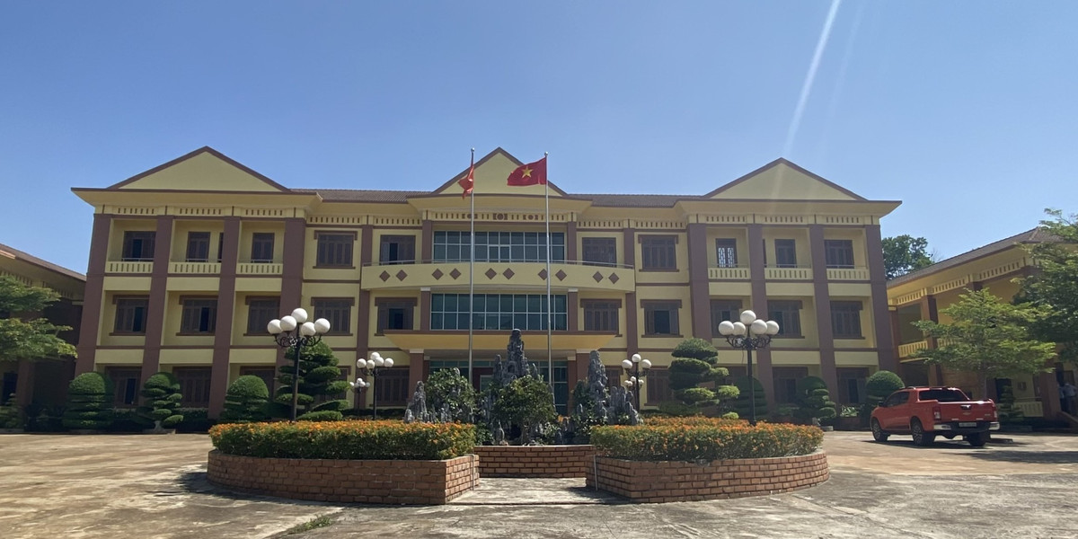 Đắk Nông: Vượt qua 5 đối thủ, Cty Ngọc Minh trúng gói thầu xây lắp tại Tuy Đức - Hình 2 Dak Nong: Vuot qua 5 doi thu, Cty Ngoc Minh trung goi thau xay lap tai Tuy Duc-Hinh-2