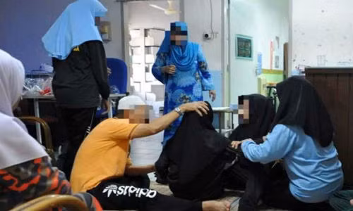 Nhung benh la hoanh hanh o cac truong hoc tren the gioi-Hinh-2