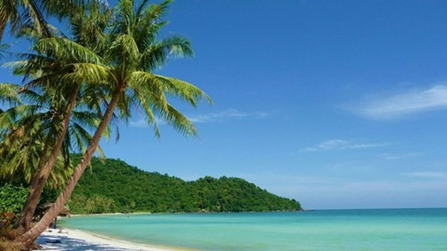 Viet ve Robinson Thuong uy Le Quy Loc tren dao Co To