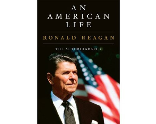 Tổng thống Ronald Reagan trở thành ông chủ Nhà Trắng trong 2 nhiệm kỳ liên tiếp. Cuốn sách "An American Life: The Autobiography” của Tổng thống Reagan giúp độc giả hiểu hơn về sự nghiệp chính trị và cuộc sống cá nhân của ông chủ Nhà Trắng này.