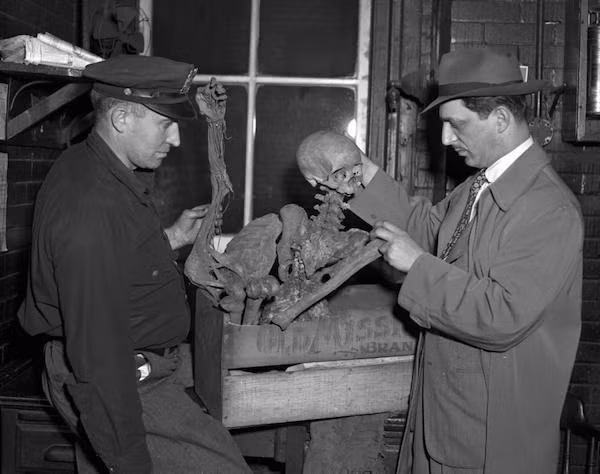 Lanh nguoi nhung cai chet am anh con nguoi-Hinh-2