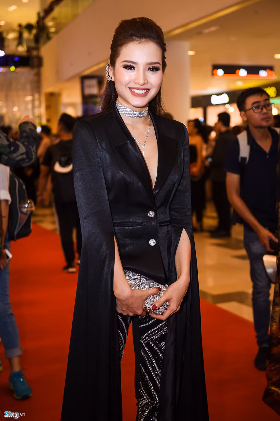 Phuong Trinh Jolie: "Dan ong trong nghe it chung thuy nen khong yeu"