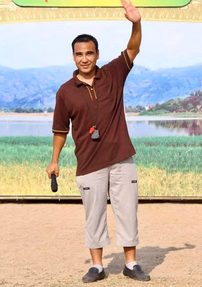 Không chỉ là diễn viên nổi tiếng với nhiều vai diễn nặng ký, nhiều năm trở lại đây, Quyền Linh còn hoạt động trong vai trò MC. Nhờ đó, anh sở hữu khối tài sản mà nhiều người phải ngưỡng mộ