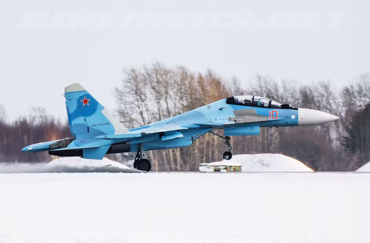 Theo Sukhoi JSC, Su-30SME là phiên bản xuất khẩu của dòng máy bay Su-30SM Không quân Nga đang sử dụng và được phát triển trên cơ sở khung thân Su-30MKI bán cho Ấn Độ. Phiên bản Su-30SME được thiết kế để thực hiện nhiệm vụ tiêm kích phòng không giống như nhiệm vụ ban đầu của máy bay Su-30 phát triển cho Không quân Liên Xô trước đây.