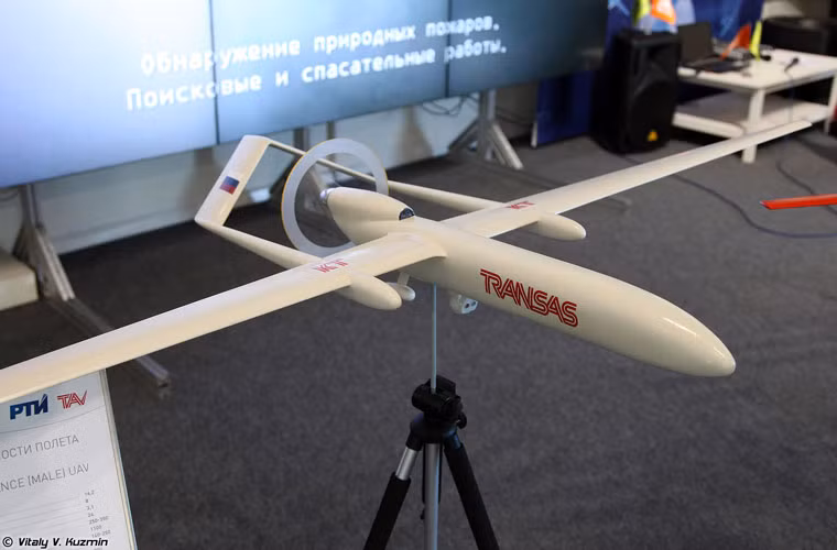 UAV Orion do công ty Transas phát triển với cánh đuôi rất kỳ lạ.