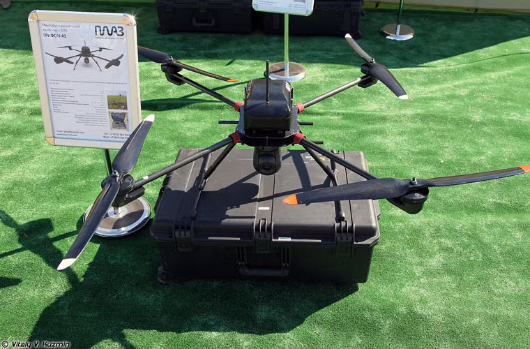 UAV cất hạ cánh thẳng đứng Grifon 41.