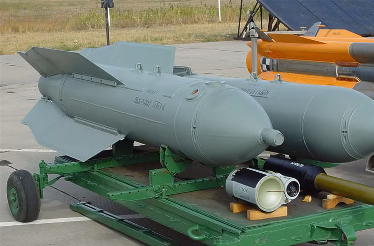 Đây là hình dạng bom chùm RBK-500 mà phương Tây cáo buộc Nga sử dụng trong chiến dịch không kích Syria.