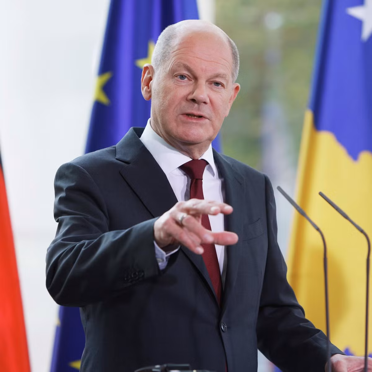 Thủ tướng Đức Olaf Scholz khẳng định vụ thông tin mật bị rò rỉ là rất nghiêm trọng và cần phải được điều tra một cách toàn diện, thận trọng và nhanh chóng.