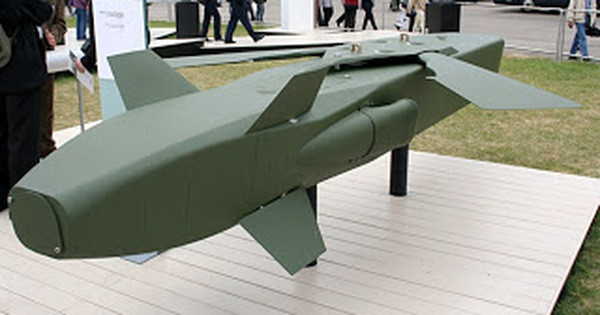 Bộ trưởng Quốc phòng Đức hôm 3/3 cáo buộc Nga đang tiến hành một "cuộc chiến thông tin" nhằm tạo ra sự chia rẽ trong nội bộ nước Đức. Tass đưa tin, Bộ trưởng Quốc phòng Đức Boris Pistorius Pistorius cho biết, các quan chức cấp cao của Quân đội Đức (Bundeswehr) có thảo luận về các kịch bản sử dụng tên lửa Taurus. Tuy nhiên, ông khẳng định cuộc thảo luận trên không có nghĩa là Berlin sẽ bật đèn xanh” cho việc chuyển giao loại vũ khí này cho Ukraine.