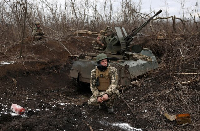 Vụ công bố đoạn ghi âm cũng làm dấy lên những đồn đoán rộng rãi. Roderich Kiesewetter, chính khách thuộc phe bảo thủ đối lập ở Đức, giả định “cuộc trò chuyện đã được Nga cố tình tiết lộ vào thời điểm này với mục đích cụ thể: gây áp lực ngăn Đức “giao hàng” Taurus cho Ukraine. Hiện, khả năng cung cấp Taurus cho Ukraine là vấn đề gây tranh cãi gay gắt ở Đức. Thủ tướng Scholz nhiều lần từ chối giao thiết bị này cho Ukraine do lo ngại leo thang xung đột và có thể kéo Đức vào cuộc đối đầu với Nga. Đức hiện là nhà cung cấp viện trợ quân sự lớn thứ hai cho Ukraine sau Mỹ và đang tăng cường hỗ trợ hơn nữa trong năm nay.