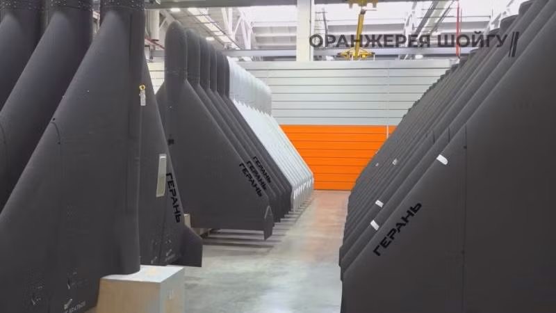 Gần đây, chính quyền Ukraine cũng thông báo về việc Lực lượng Vũ trang Nga tăng cường sử dụng các phiên bản mới của UAV Geran-2, loại máy bay này khó bị phát hiện, dễ tấn công vào hệ thống phòng không Ukraine.