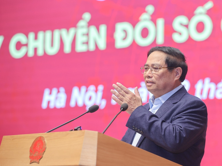 Thủ tướng: Sớm đưa 5G vào thương mại tại một số thành phố lớn Thu tuong: Som dua 5G vao thuong mai tai mot so thanh pho lon