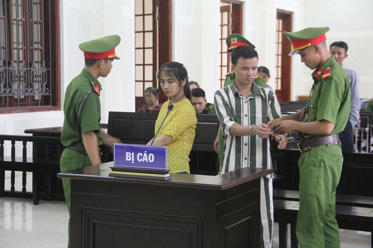 “Nu quai” lua dao chay viec chiem doat hon nua ty dong bat khoc-Hinh-2