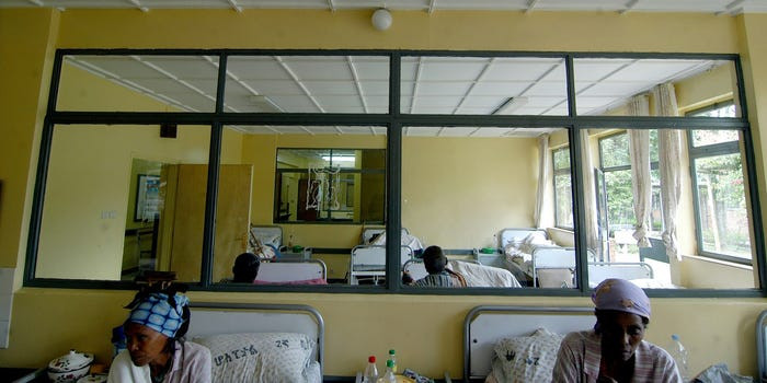 Tình trạng đô thị hóa nhanh có thể khiến các khu ổ chuột trở nên đông đúc hơn.