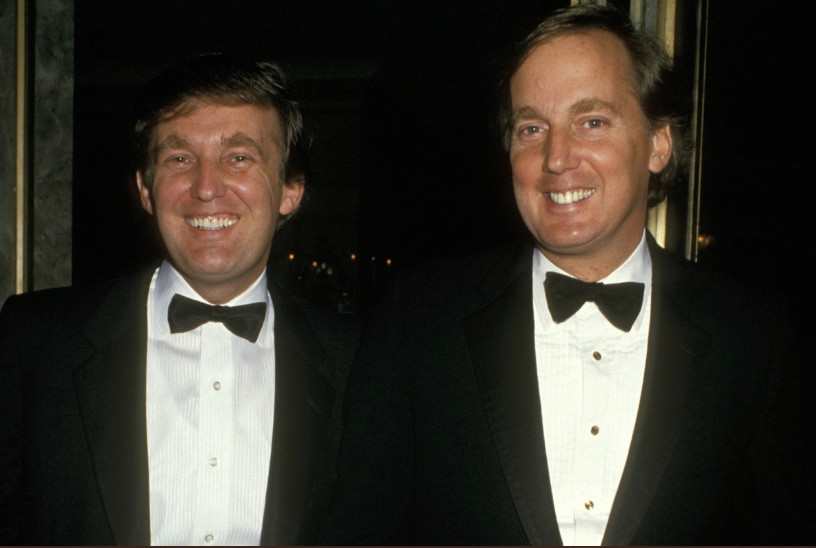 Theo Town &amp; Country, khi đó, ông Robert đã tổ chức các sự kiện và gây quỹ ở Millbrook cho anh trai, Donald Trump, cùng các thành viên Đảng Cộng hòa khác. Ảnh: CN.