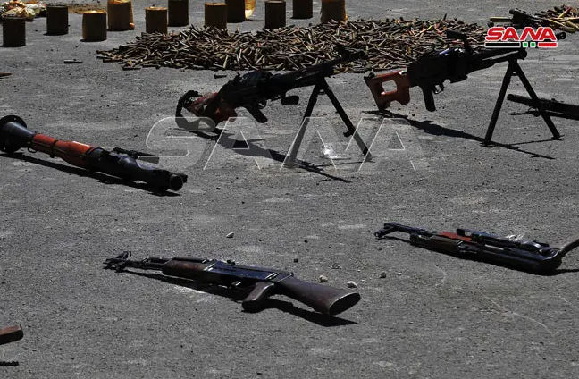 Được biết, trong số vũ khí bỏ lại có một số loại bom do Mỹ sản xuất và mìn có nguồn gốc từ Israel.