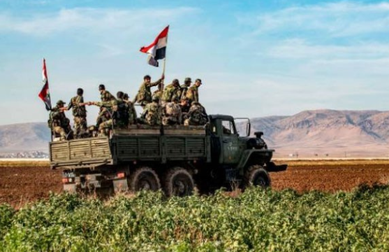 "Quân đội Syria nhanh chóng điều lực lượng tiếp viện tới khu vực này sau khi phiến quân IS đe dọa sẽ xông vào hàng loạt cứ điểm của quân chính phủ Damascus", nguồn tin chiến trường cho hay.