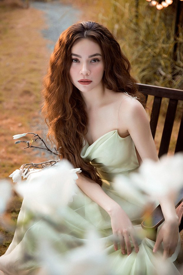 Ho Ngoc Ha bi che “kem duyen” khi nhan nhu Au Ha My