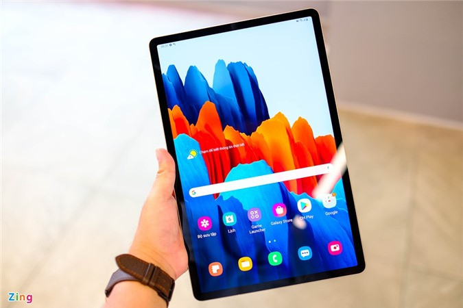Tại sự kiện Unpacked diễn ra ngày 5/8, Samsung giới thiệu bộ đôi máy tính bảng Galaxy Tab S7 và Galaxy Tab S7+ mới. Thế hệ Galaxy Tab ra mắt năm nay được nâng cấp màn hình, bổ sung công nghệ sạc nhanh, đặc biệt bút S Pen có thiết kế gọn gàng và tích hợp nhiều chức năng hơn.