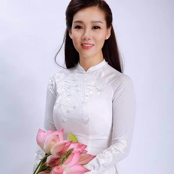 Me vung cao nuoi 7 con vi chong ngoai tinh, bong hoa thanh nguoi mau-Hinh-2