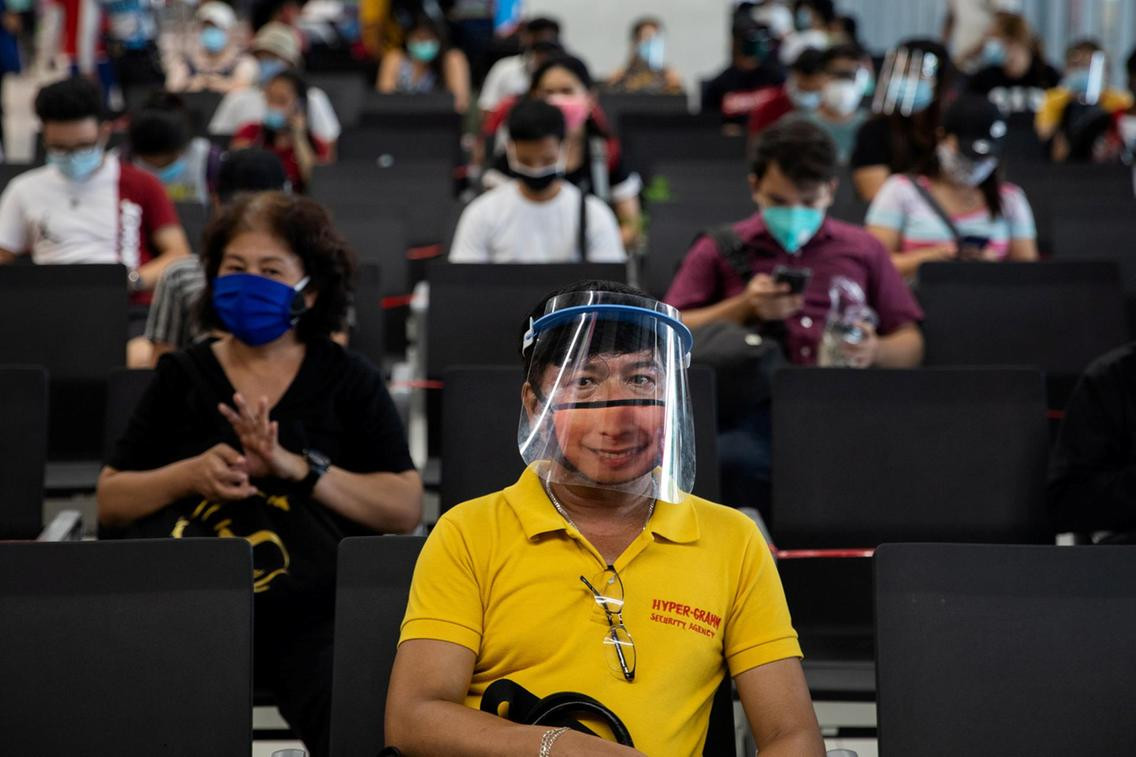 Poonam Gandhi, một công dân Dubai (Các Tiểu vương quốc Ả-rập Thống nhất) đặt chân xuống sân bay tại Manila vào cuối tháng 2/2020, cho biết những hạn chế mới đối với việc di chuyển là điều không thoải mái, nhưng cần thiết.