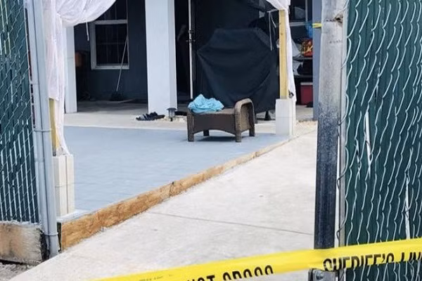 Co giao day qua Zoom vo tinh chung kien me hoc sinh bi giet