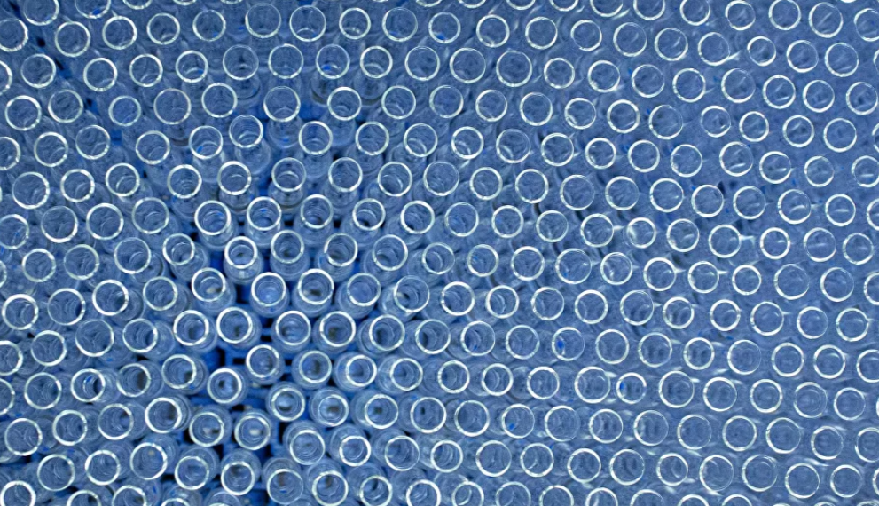 Nga dự kiến sẽ sản xuất 500 triệu liều vắc xin ngừa COVID-19 tại các nhà máy dược trong 12 tháng đầu tiên.