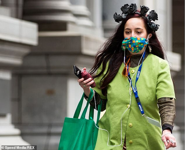 Cuoc song o thanh pho Melbourne bi phong toa giua “bao” COVID-19-Hinh-5