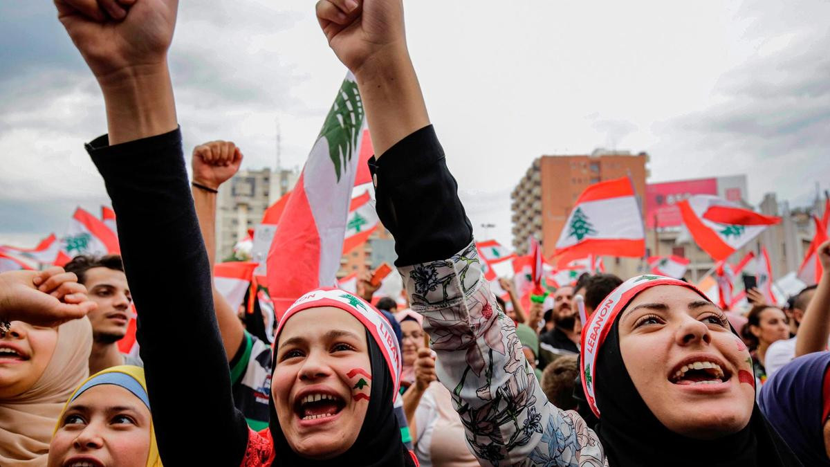 Tiếng Ả Rập là ngôn ngữ chính thức của Li Băng, nhưng tiếng Pháp, Đức, Anh và Armenia cũng được sử dụng tại quốc gia này. Ảnh: National.