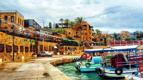 Bảng chữ cái lâu đời nhất thế giới - Phoenicia - ra đời tại thành phố Byblos, Li Băng. Ảnh: LP.