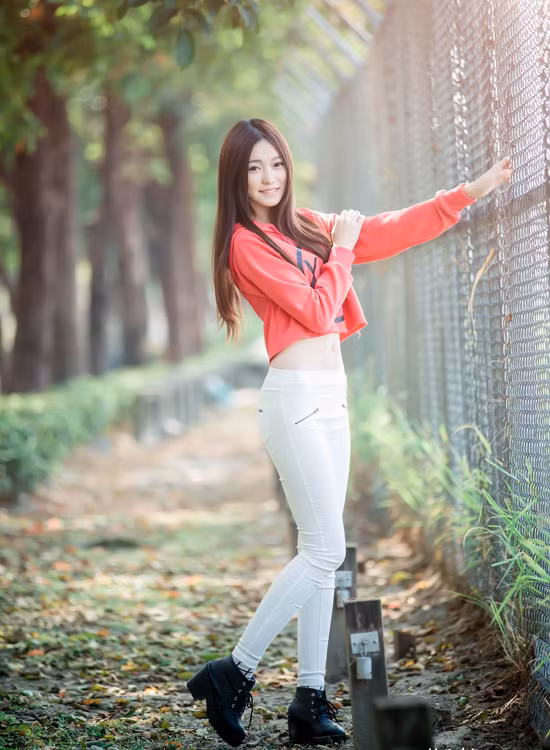 Trương Thái Ninh còn có một lợi thế nữa là làn da trắng sáng tự nhiên. Màu da đẹp này đã từng được các fan đem ra bàn tán và công nhận không phải có được nhờ photoshop, kỹ thuật chỉnh sửa ảnh.