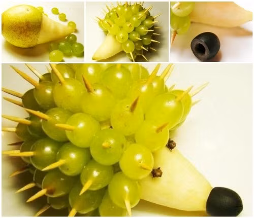 Cách bày mâm cỗ trung thu sẽ thêm phần nổi bật với con nhím từ quả nho. Cách làm con nhím dễ thương: Để làm một con nhím bằng hoa quả bạn cần chuẩn bị 1 quả lê xanh, 1 chùm nho xanh, 1 quả nhỏ đen, tăm và dao.