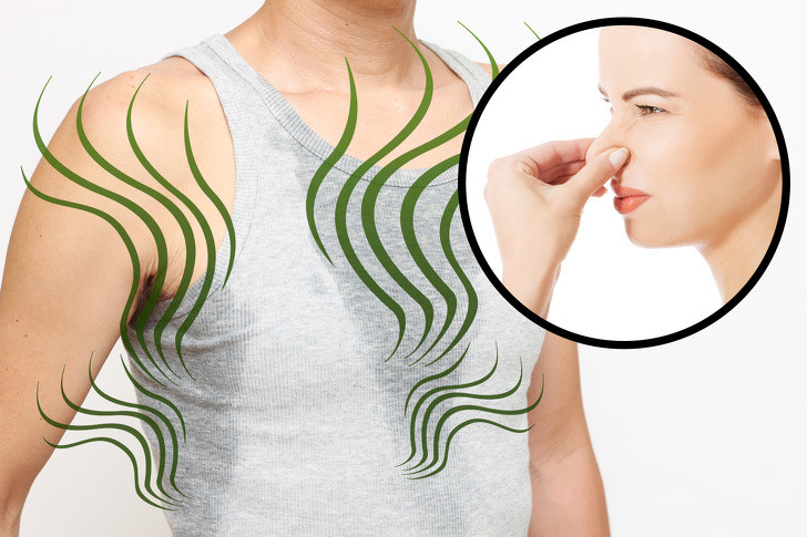 Không tắm sau khi tập thể dục: Tập thể dục sẽ làm cơ thể đổ mồ hôi và bạn nên tắm sau khi tập. Mồ hôi để lại trên da là môi trường cho vi khuẩn phát triển, rất dễ dẫn đến phát ban và mụn trên da.