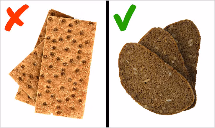 Bánh quy nhiều đường khiến da lão hóa nhanh: Các loại bánh quy làm cho lượng đường trong máu tăng lên rất nhanh. Về lâu dài, những thay đổi đường máu đột ngột trong cơ thể có thể dẫn đến vấn đề về da bị lão hóa sớm hơn.