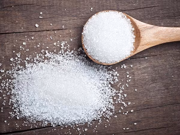 Người cao huyết áp cũng tuyệt đối không ăn thực phẩm nhiều đường. Ăn nhiều đường quá mức dẫn tới tăng cân và thêm lượng calo dư thừa trong cơ thể.