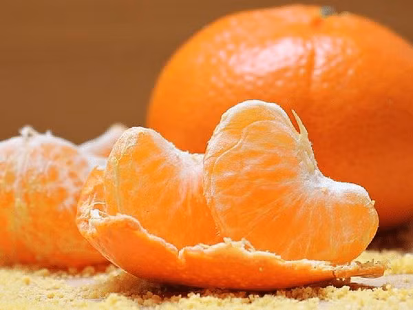 Cam quýt cũng giàu vitamin C và kali. Ăn cam giúp cải thiện khả năng chống lại các gốc tự do của cơ thể, chống viêm và bệnh tim. Ảnh: Boldsky.
