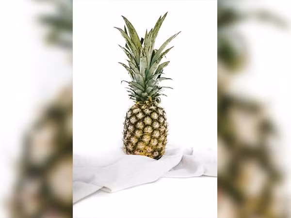 Các loại trái cây họ quýt như quả mọng, quả dứa, quả anh đào và nho gây rối loạn thêm nếu bạn bị tiêu chảy. Ảnh: Boldsky.