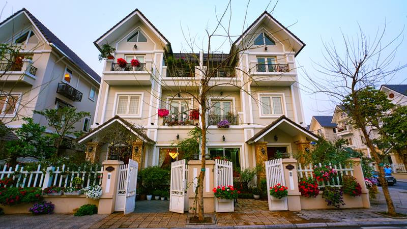 Số thu lệ phí trước bạ từ nhà, đất tăng dần qua từng năm trong giai đoạn 2012-2017, từ 1.454 tỷ đồng lên 3.297 tỷ đồng (Ảnh: I.T)